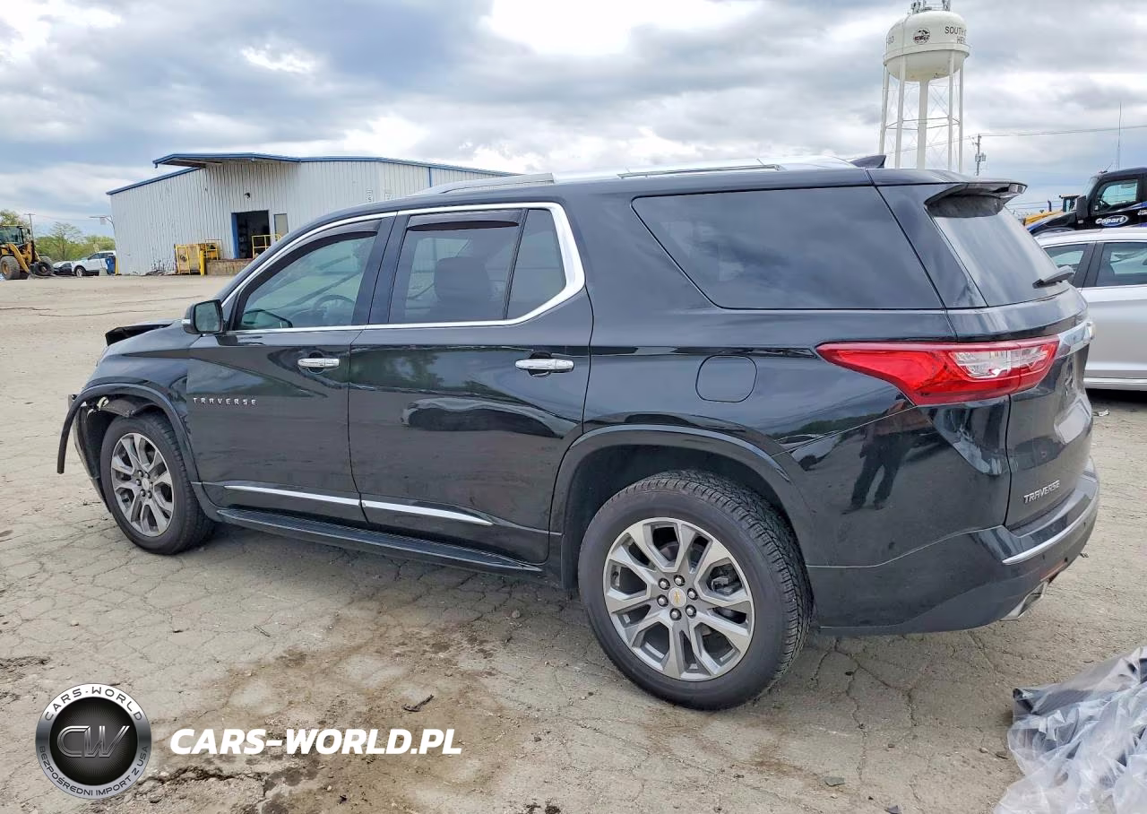 2018 Chevrolet Traverse Premier VIN:1GNERKKW5JJ123045 - 2