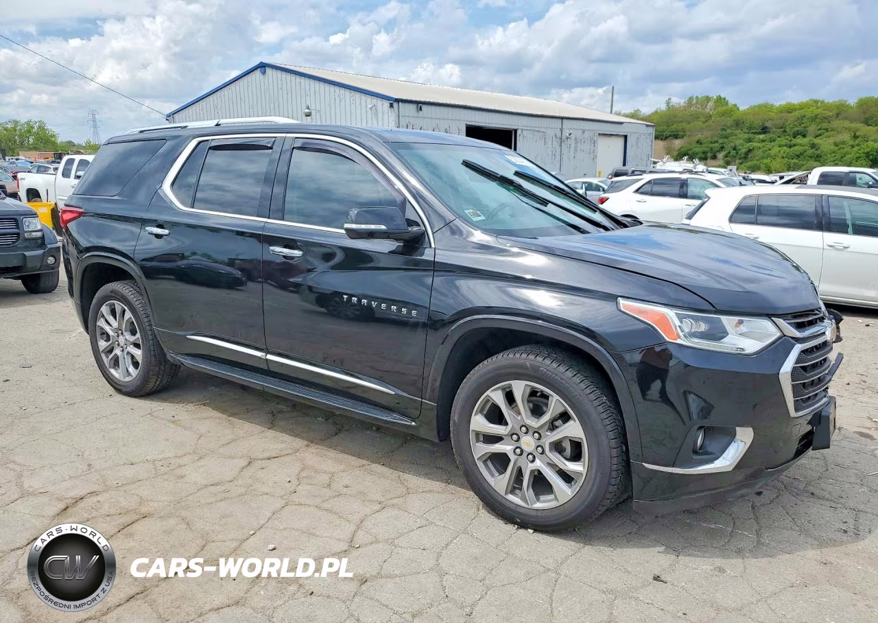 2018 Chevrolet Traverse Premier VIN:1GNERKKW5JJ123045 - 4