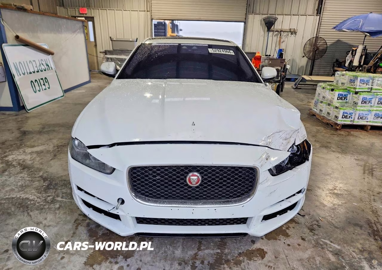 2017 Jaguar Xe VIN:SAJAR4BG7HA978837 - 5