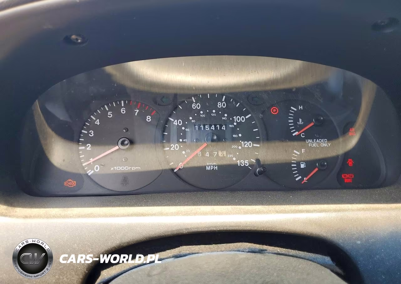 2000 Kia Sephia Base VIN:KNAFB1210Y5863408 - 9