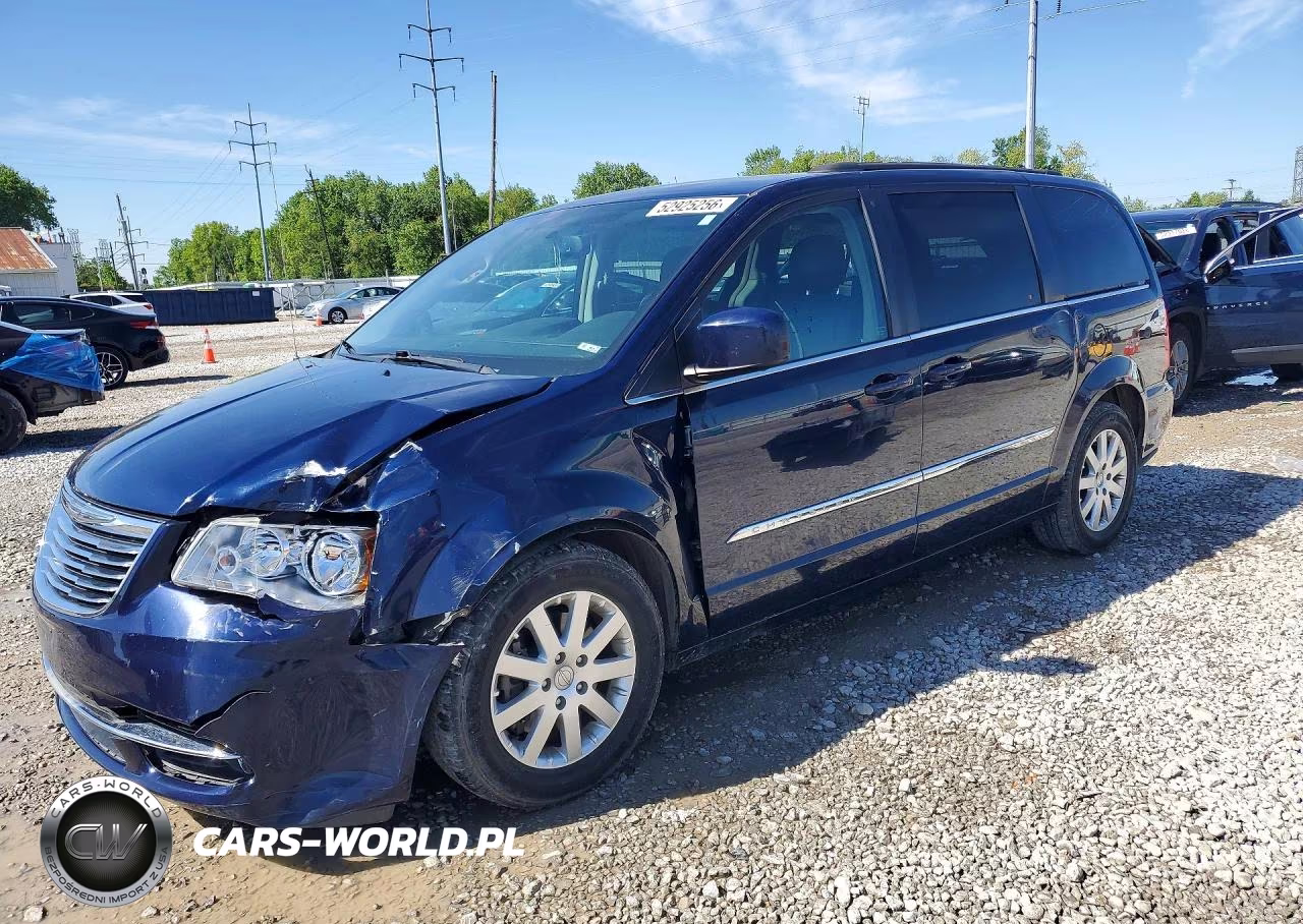 2016 Chrysler Town & Country Touring – zdjęcie 1 z 13