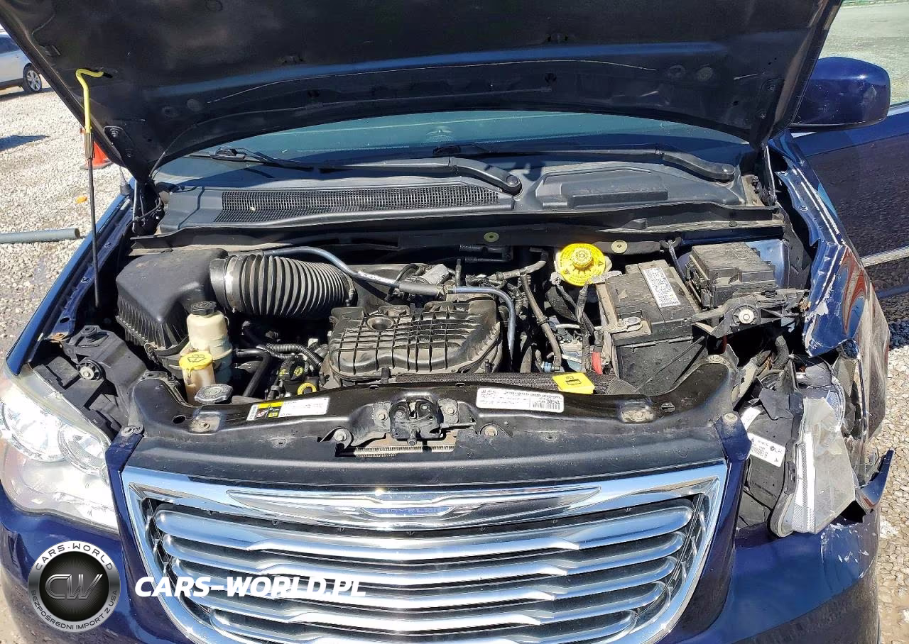 2016 Chrysler Town & Country Touring VIN:2C4RC1BG3GR110748 - 12