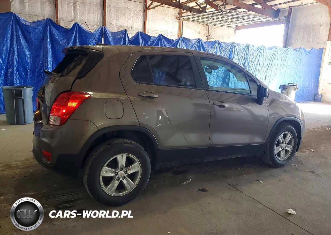2020 Chevrolet Trax Ls VIN:KL7CJKSB5LB341971 - 3