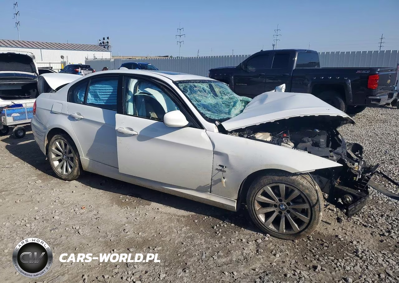 2011 BMW 328 Xi Sulev VIN:WBAPK5C52BA810849 - 4