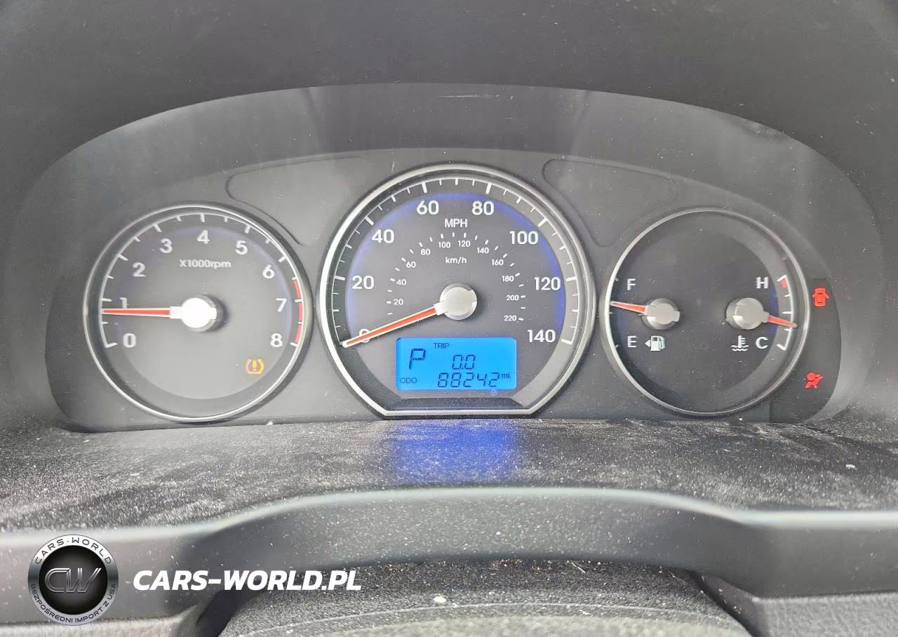 2010 Hyundai Santa Fe Gls VIN:5NMSGDAB7AH382489 - 9