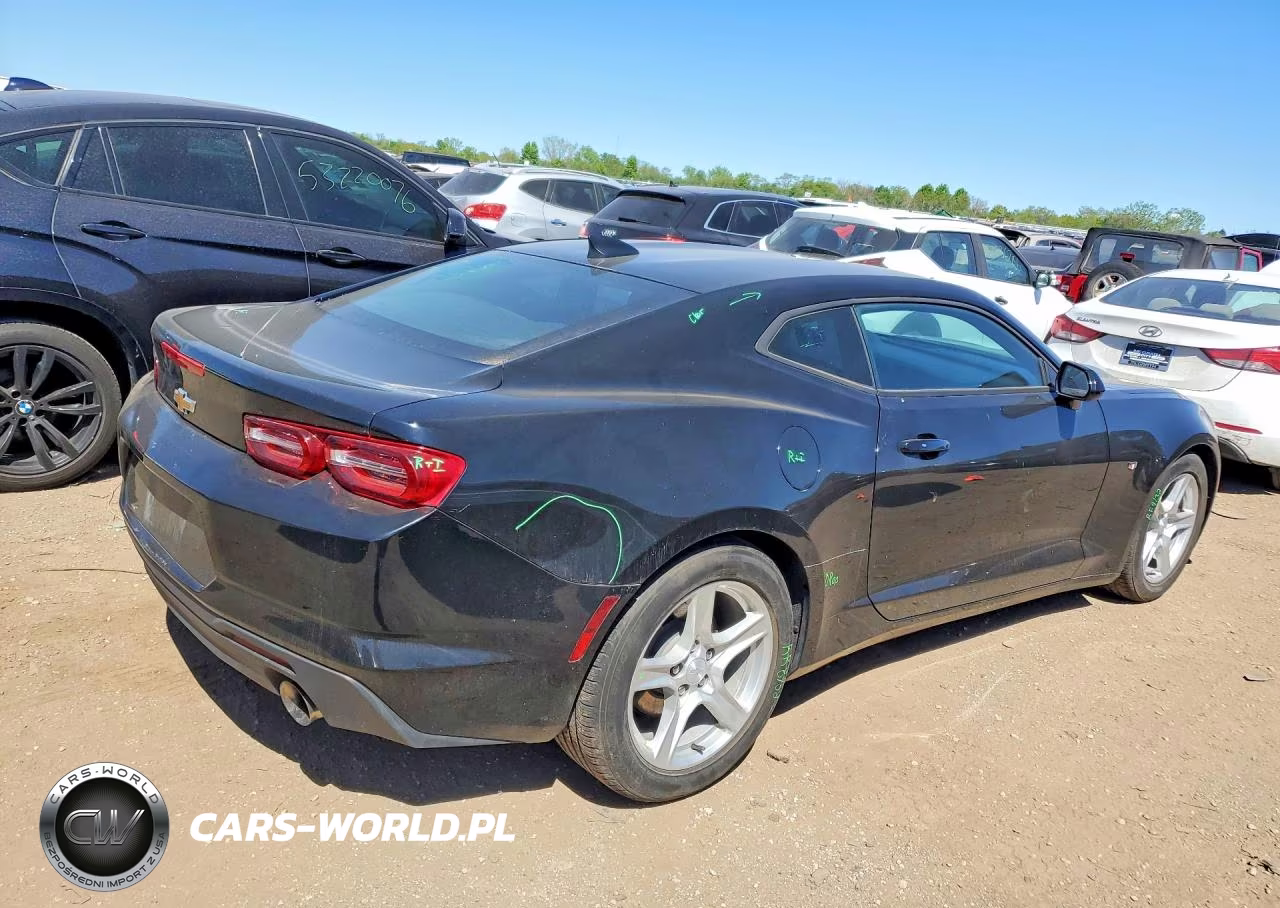 2021 Chevrolet Camaro Ls VIN:1G1FB1RX1M0110998 - 3