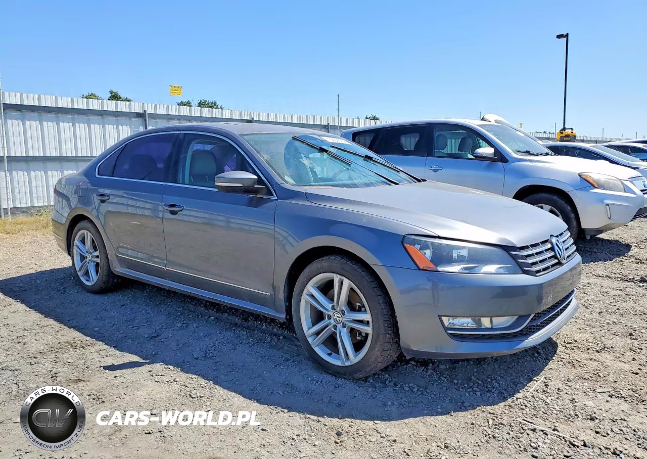 2014 Volkswagen Passat Sel VIN:1VWCN7A3XEC101758 - 4