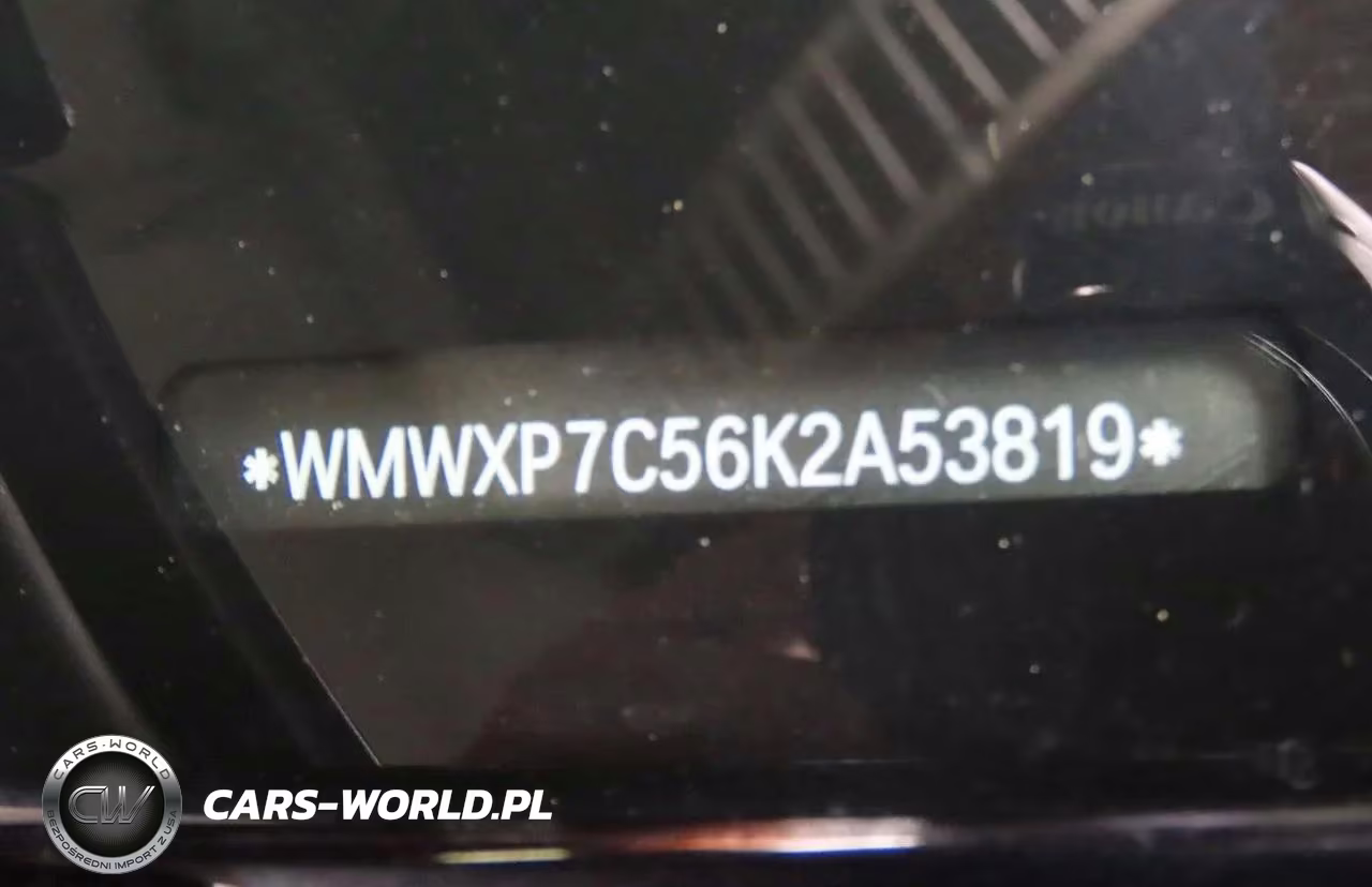 2019 Mini Cooper S VIN:WMWXP7C56K2A53819 - 10