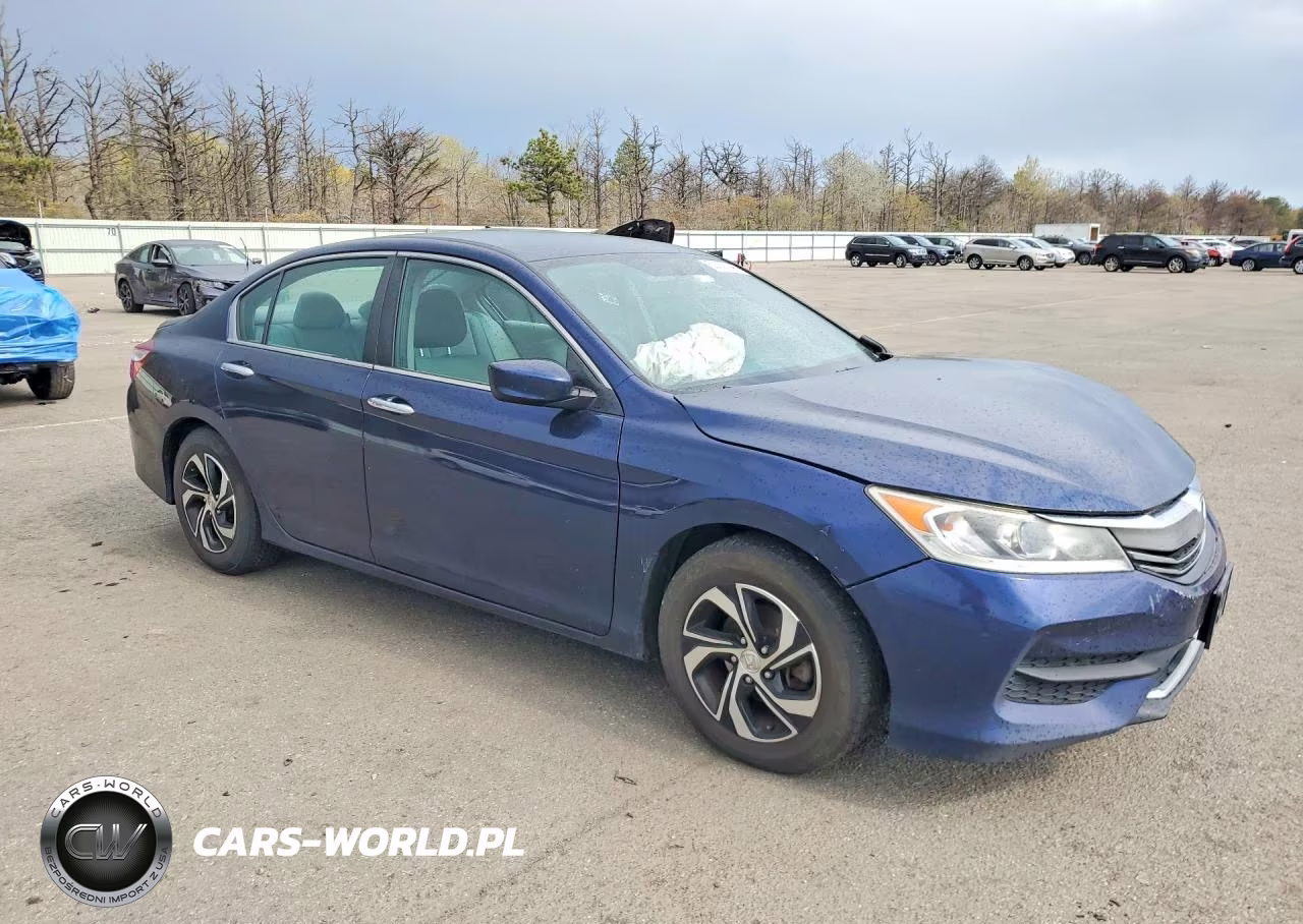 2017 Honda Accord Lx VIN:1HGCR2F39HA066716 - 4