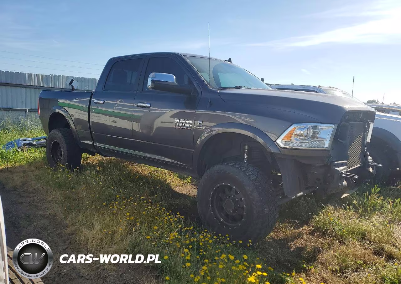 2017 Ram 3500 Laramie VIN:3C63R3EL8HG635537 - 4