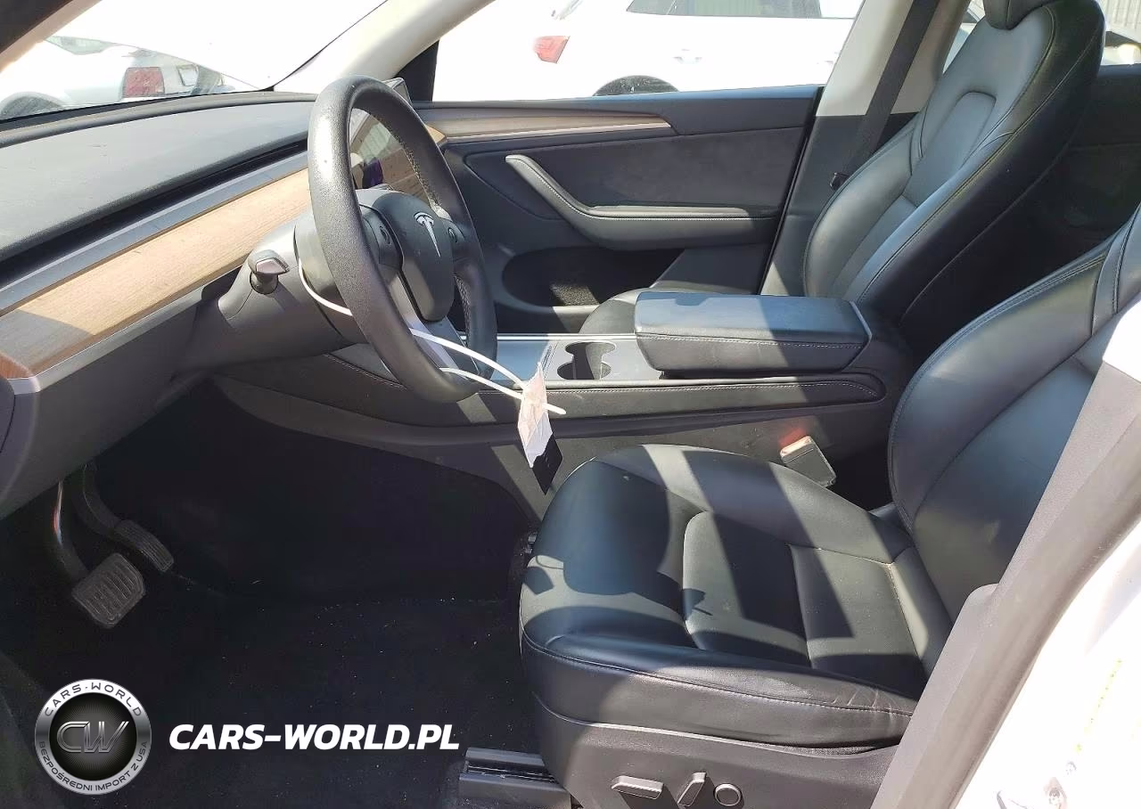 2023 Tesla Model Y VIN:7SAYGDEE3PA123491 - 7