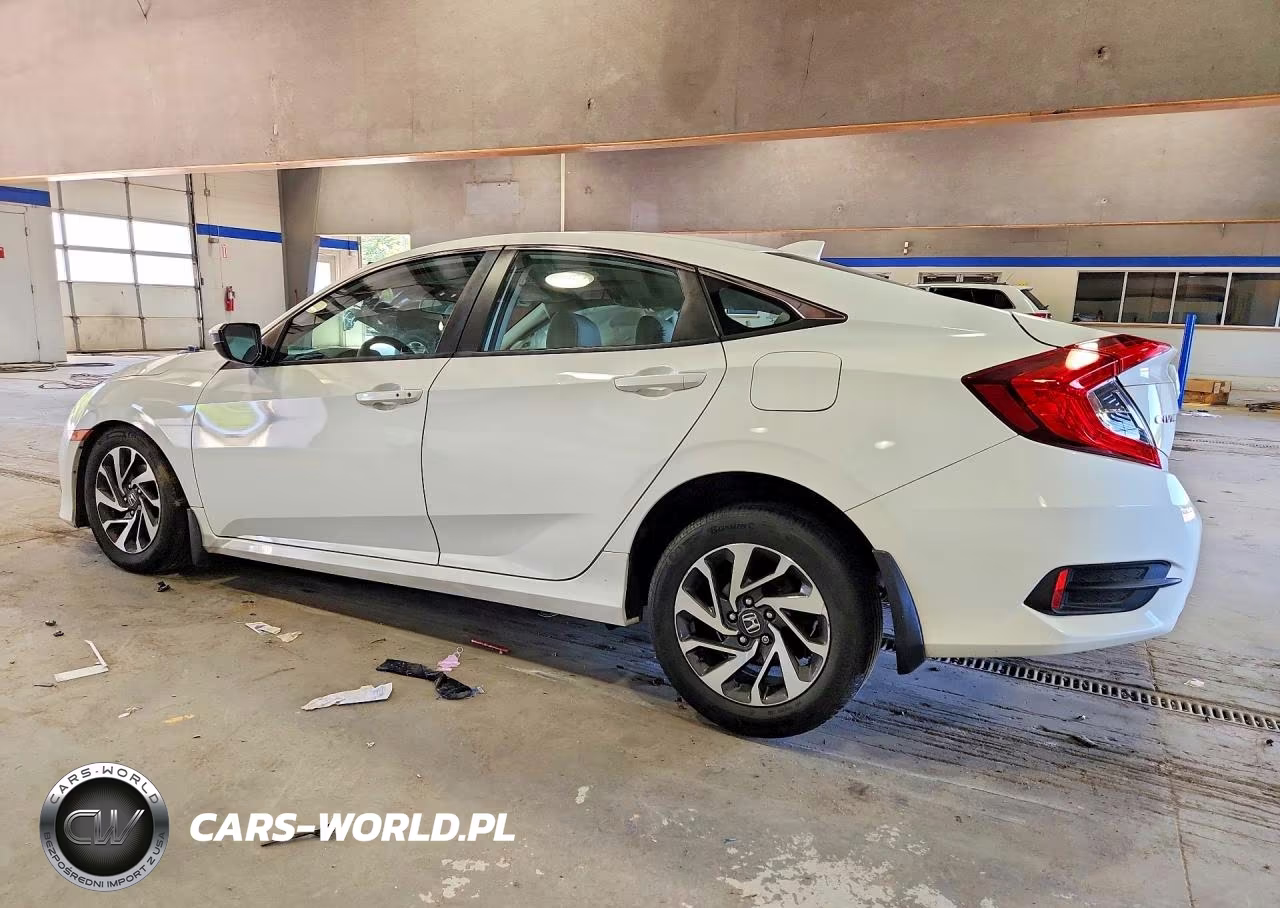 2017 Honda Civic VIN:2HGFC2F70HH574124 - 2