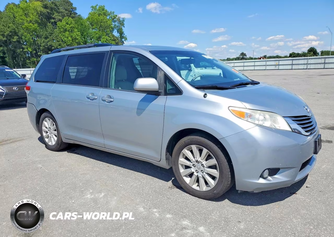 2014 Toyota Sienna Xle 7-Passenger VIN:5TDDK3DC0ES093088 - 4