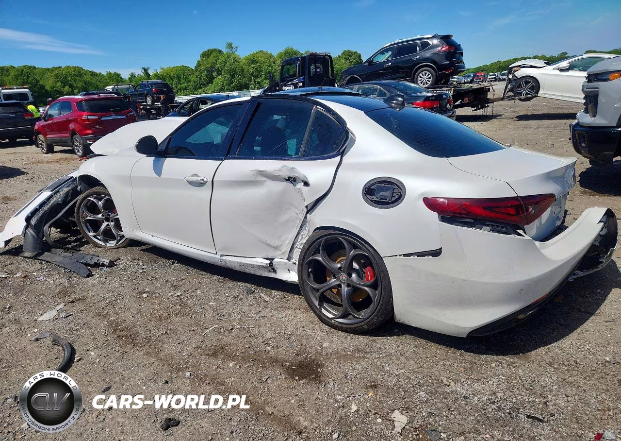 2017 Alfa Romeo Giulia Ti VIN:ZARFAECN1H7559254 - 2