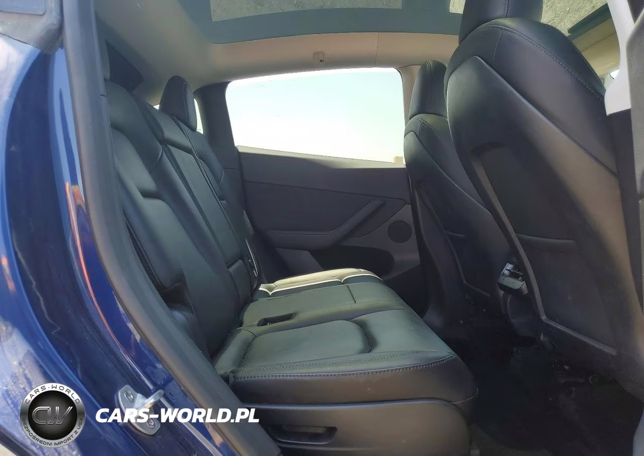 2023 Tesla Model Y VIN:7SAYGAEE3PF903928 - 11