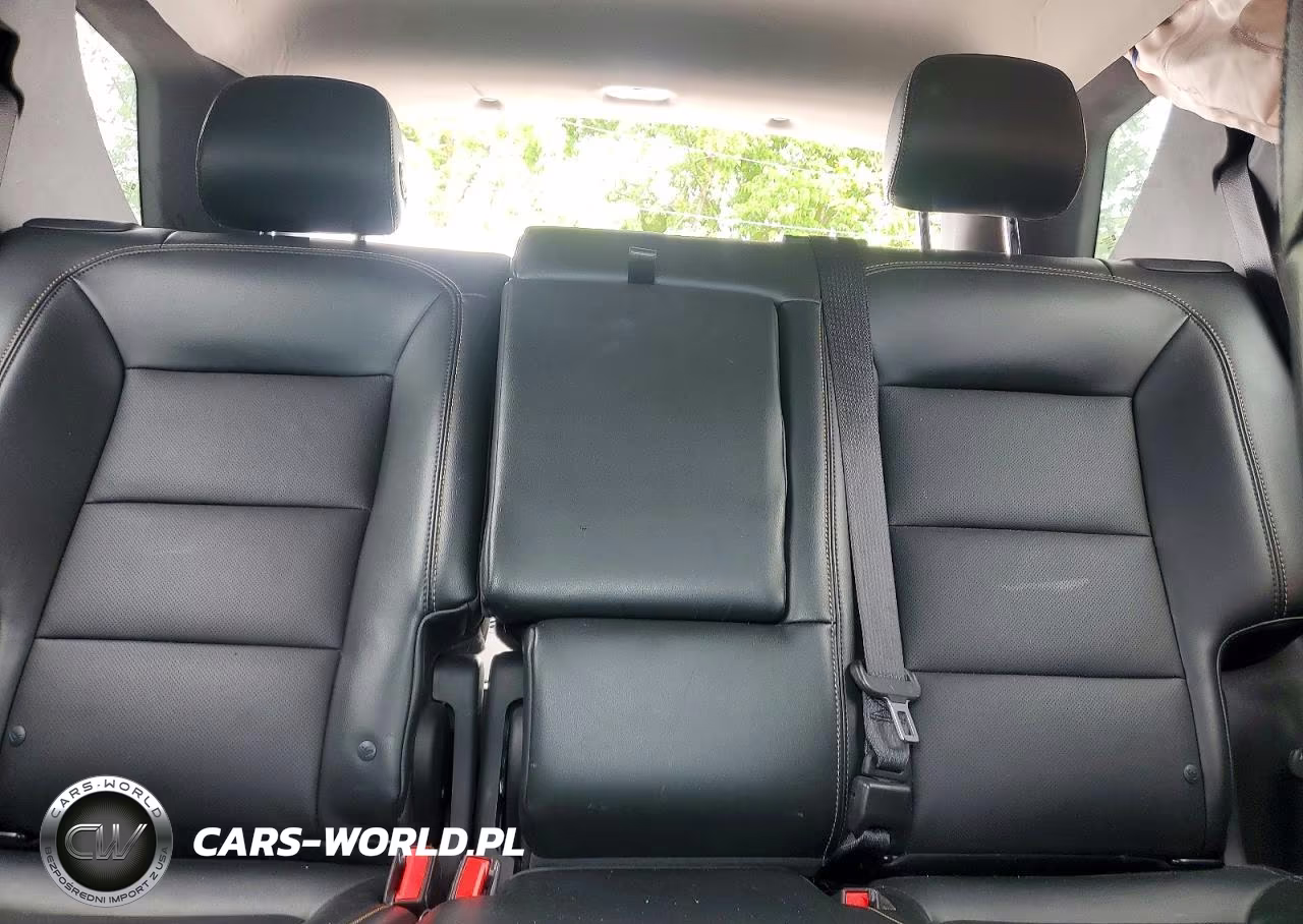 2019 Chevrolet Equinox Premier VIN:3GNAXNEV1KS566074 - 10
