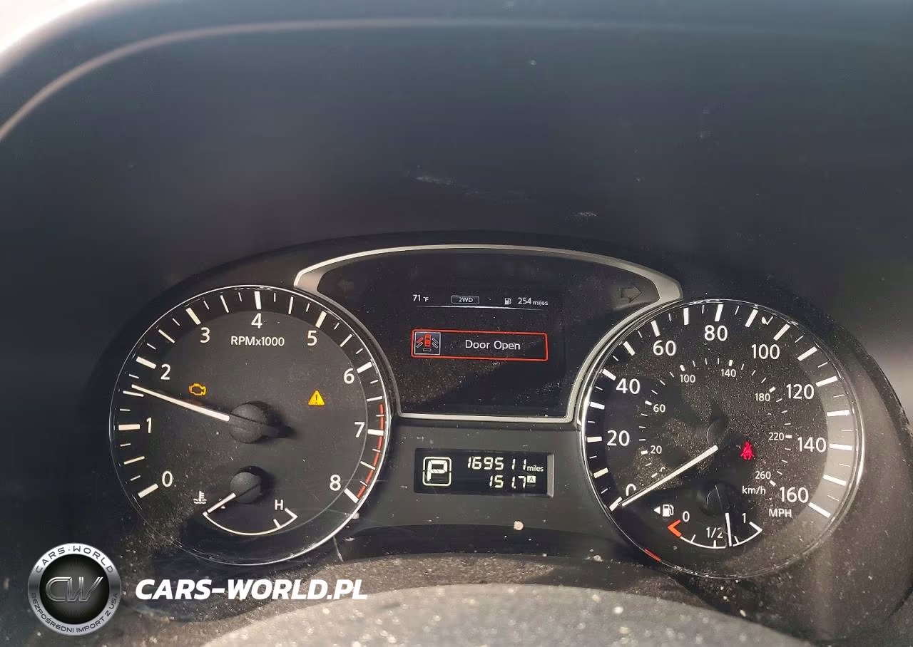 2015 Nissan Pathfinder Sv VIN:5N1AR2MM5FC682752 - 9