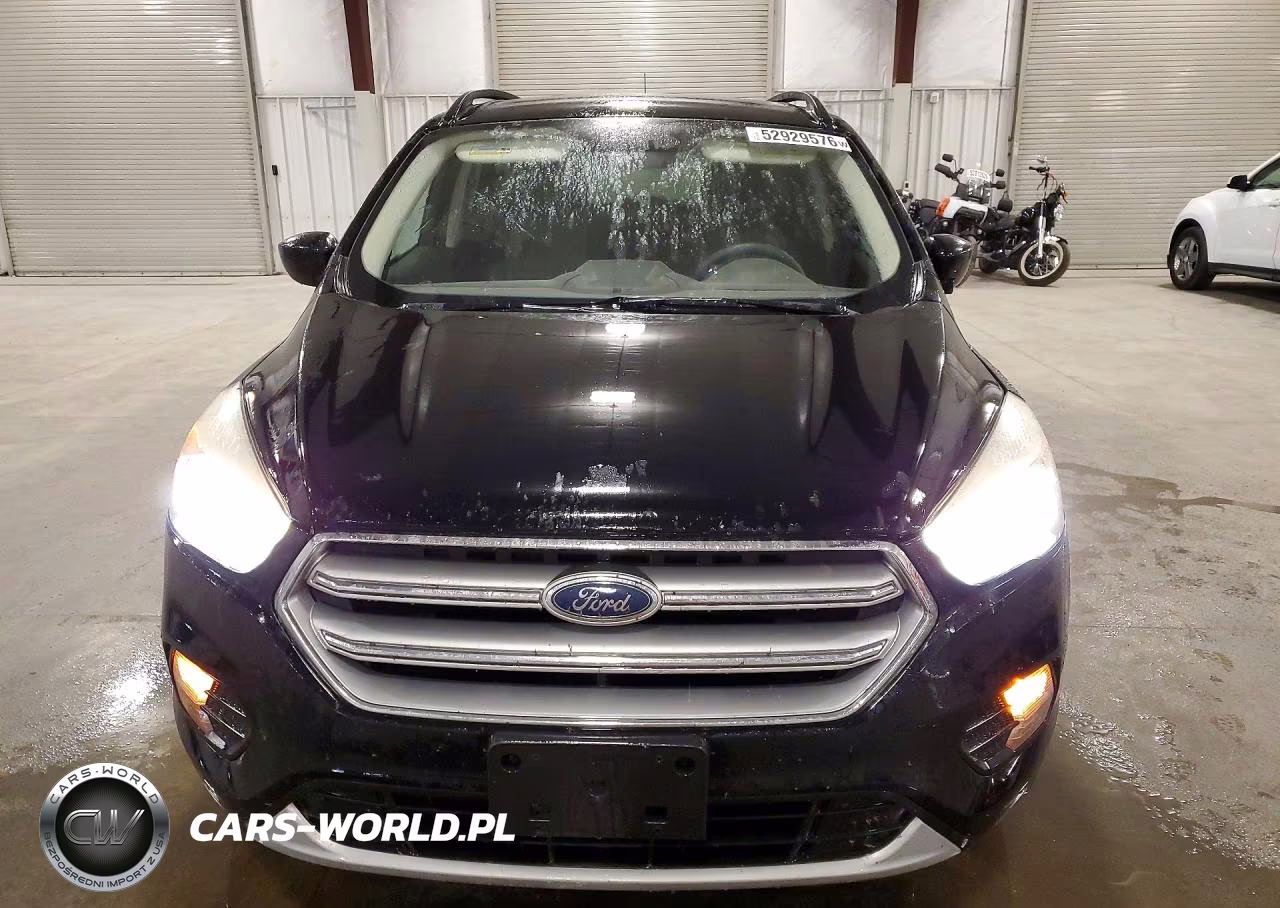 2017 Ford Escape Se VIN:1FMCU9G9XHUC26105 - 5