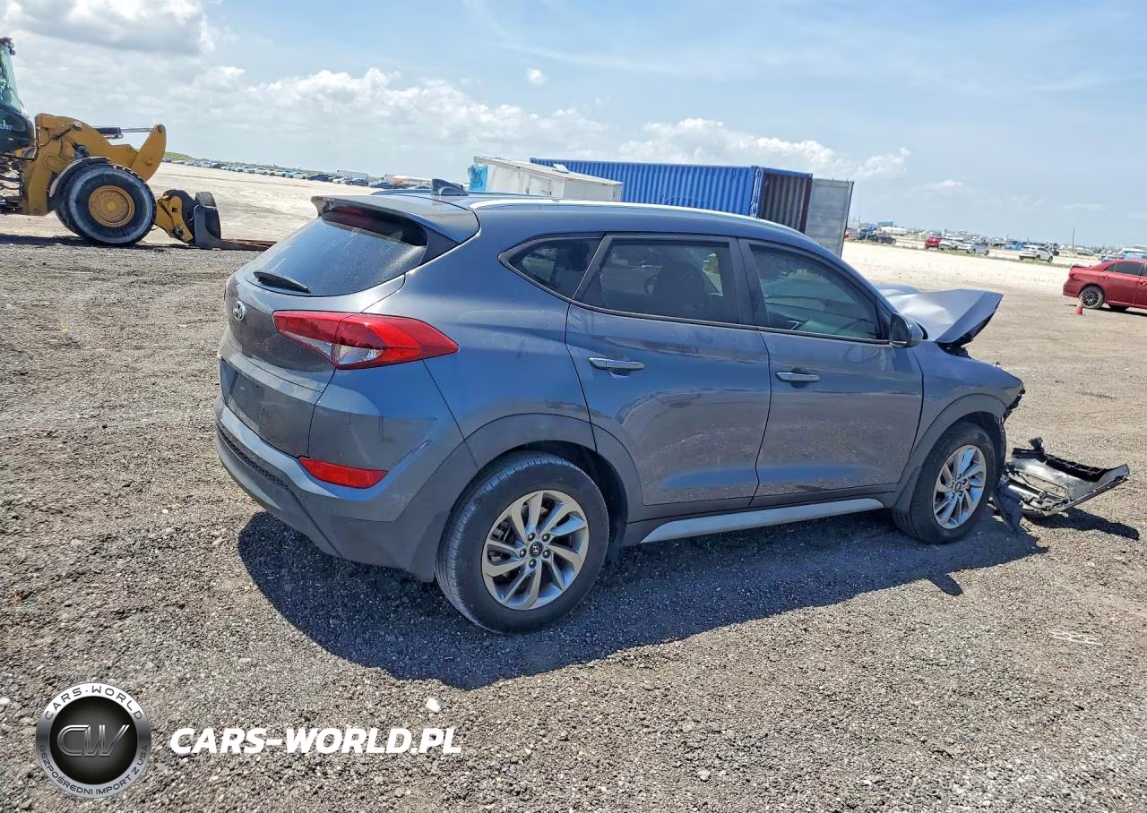 2018 Hyundai Tucson Sel VIN:KM8J33A42JU610714 - 3
