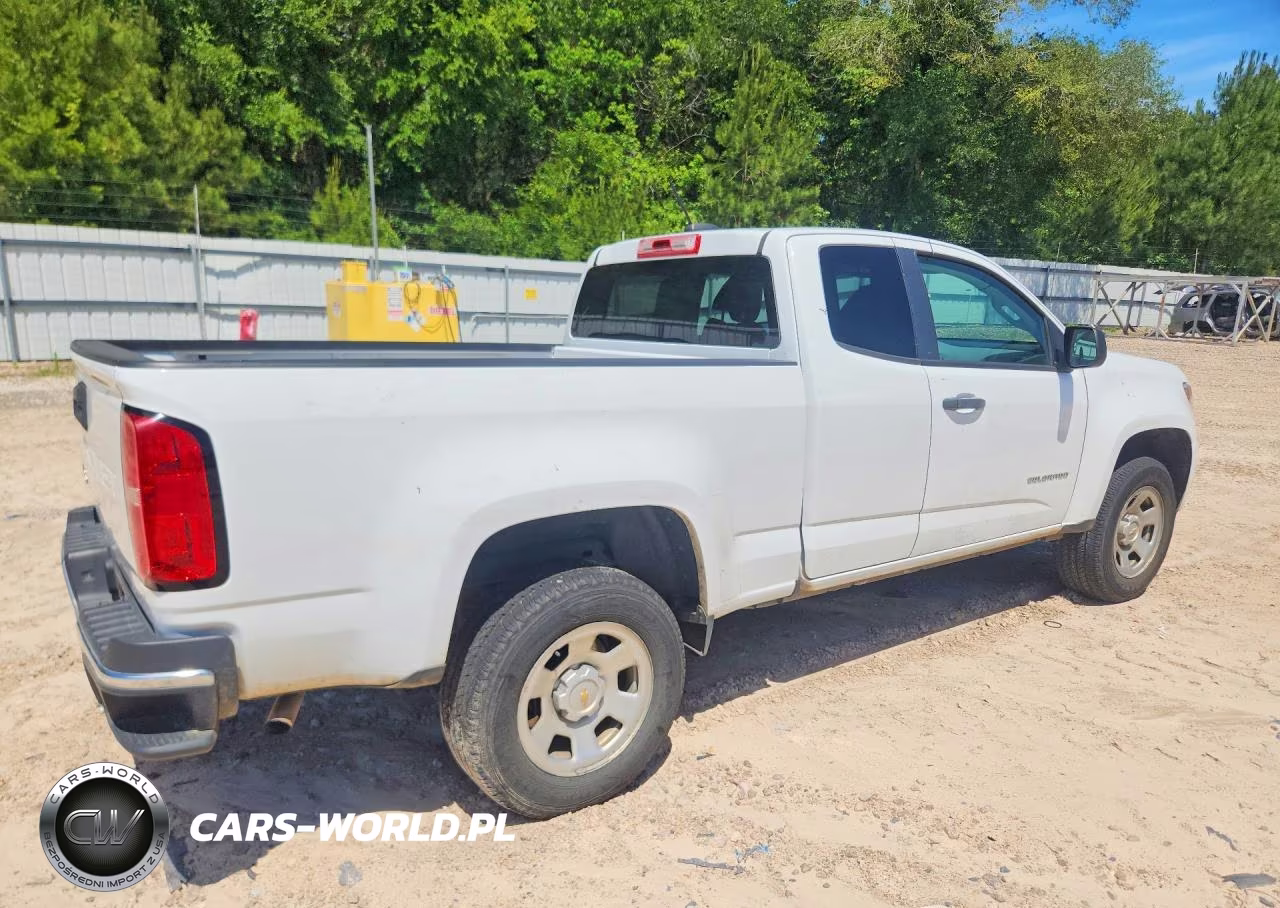 2021 Chevrolet Colorado VIN:1GCHSBEA5M1184863 - 3