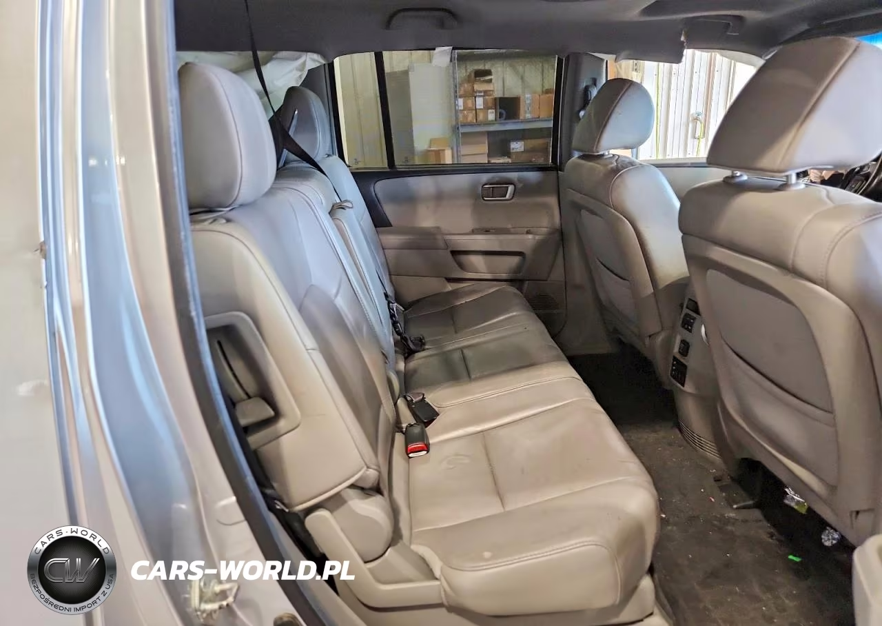 2012 Honda Pilot Touring VIN:5FNYF4H92CB033292 - 10
