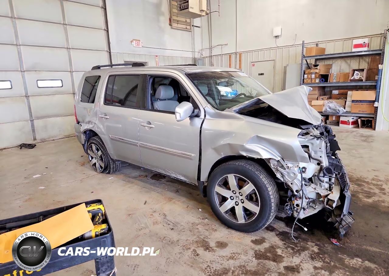 2012 Honda Pilot Touring VIN:5FNYF4H92CB033292 - 4