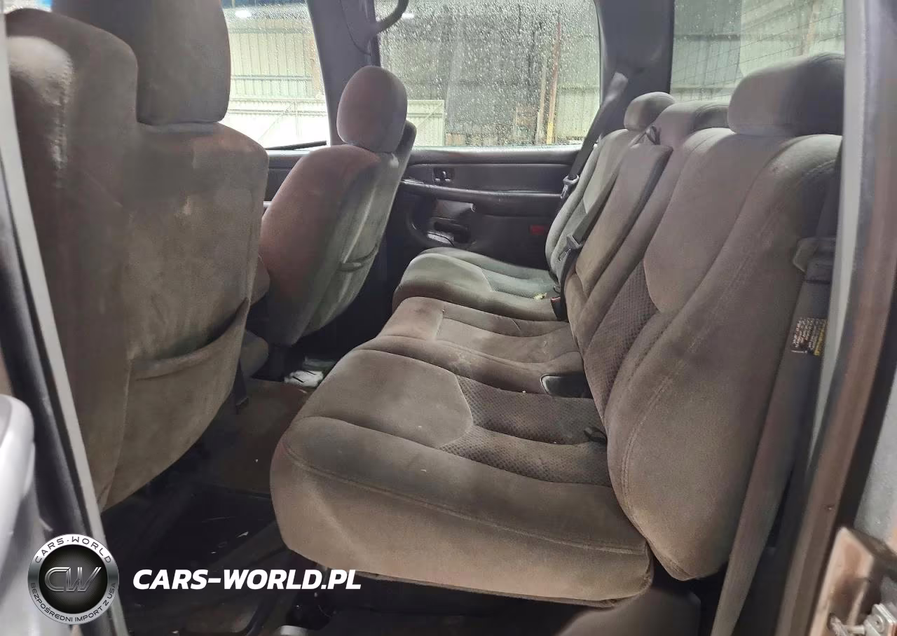 2007 Chevrolet Silverado C2500 Heavy Duty VIN:1GCHC23D77F194621 - 10