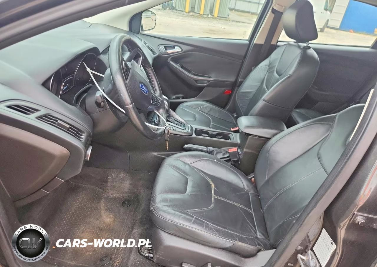 2016 Ford Focus Se VIN:1FADP3K29GL299564 - 7