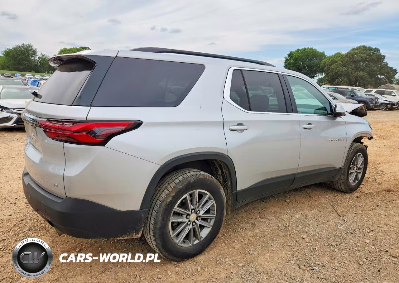 2022 Chevrolet Traverse Lt VIN:1GNERHKW6NJ145936 - 3