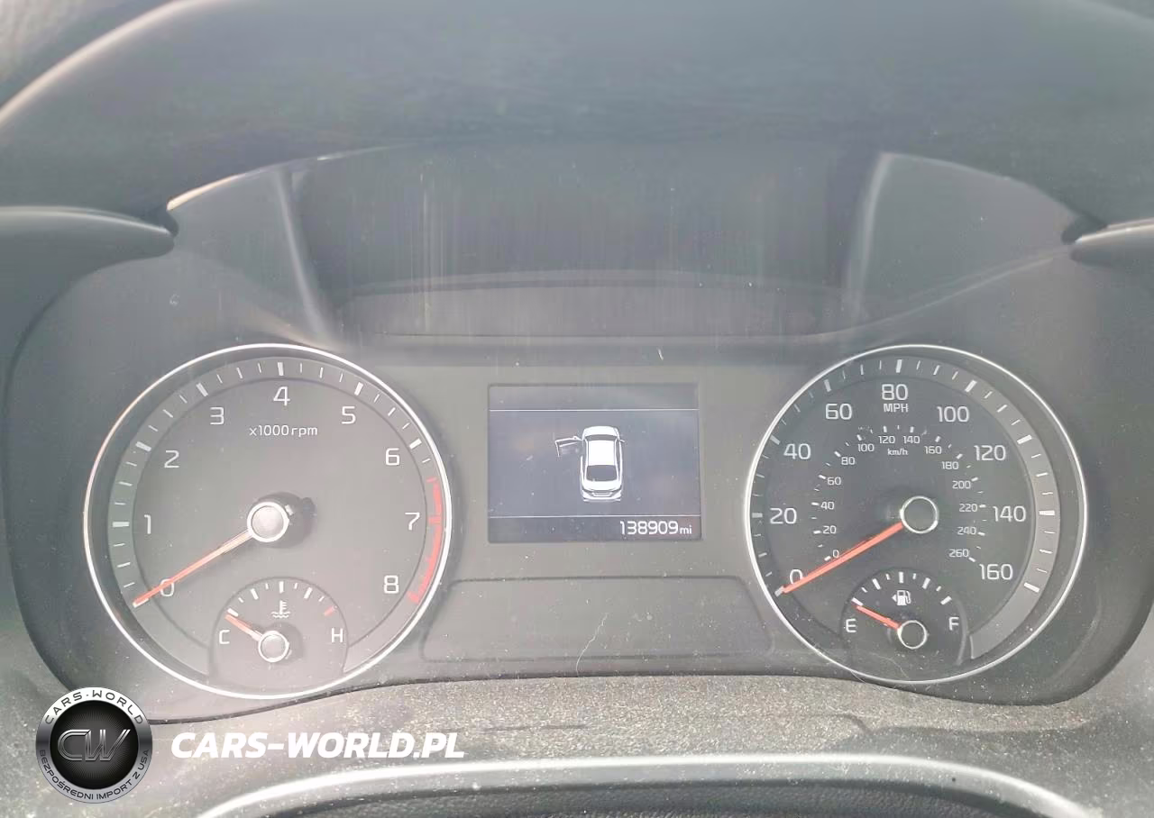 2020 Kia Forte Lxs VIN:3KPF24AD5LE245773 - 9