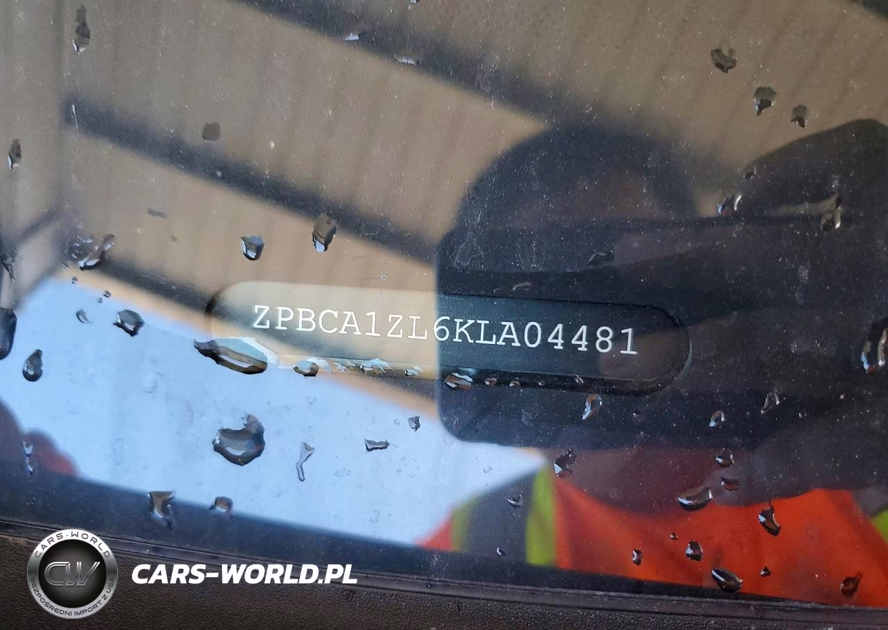 2019 Lamborghini Urus VIN:ZPBCA1ZL6KLA04481 - 12
