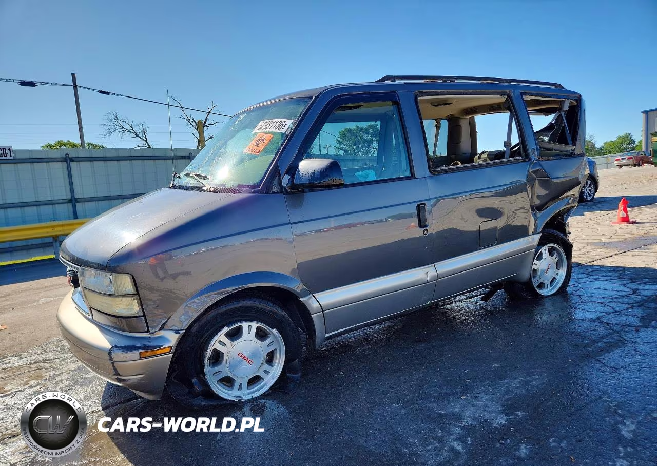 2003 GMC Safari Xt