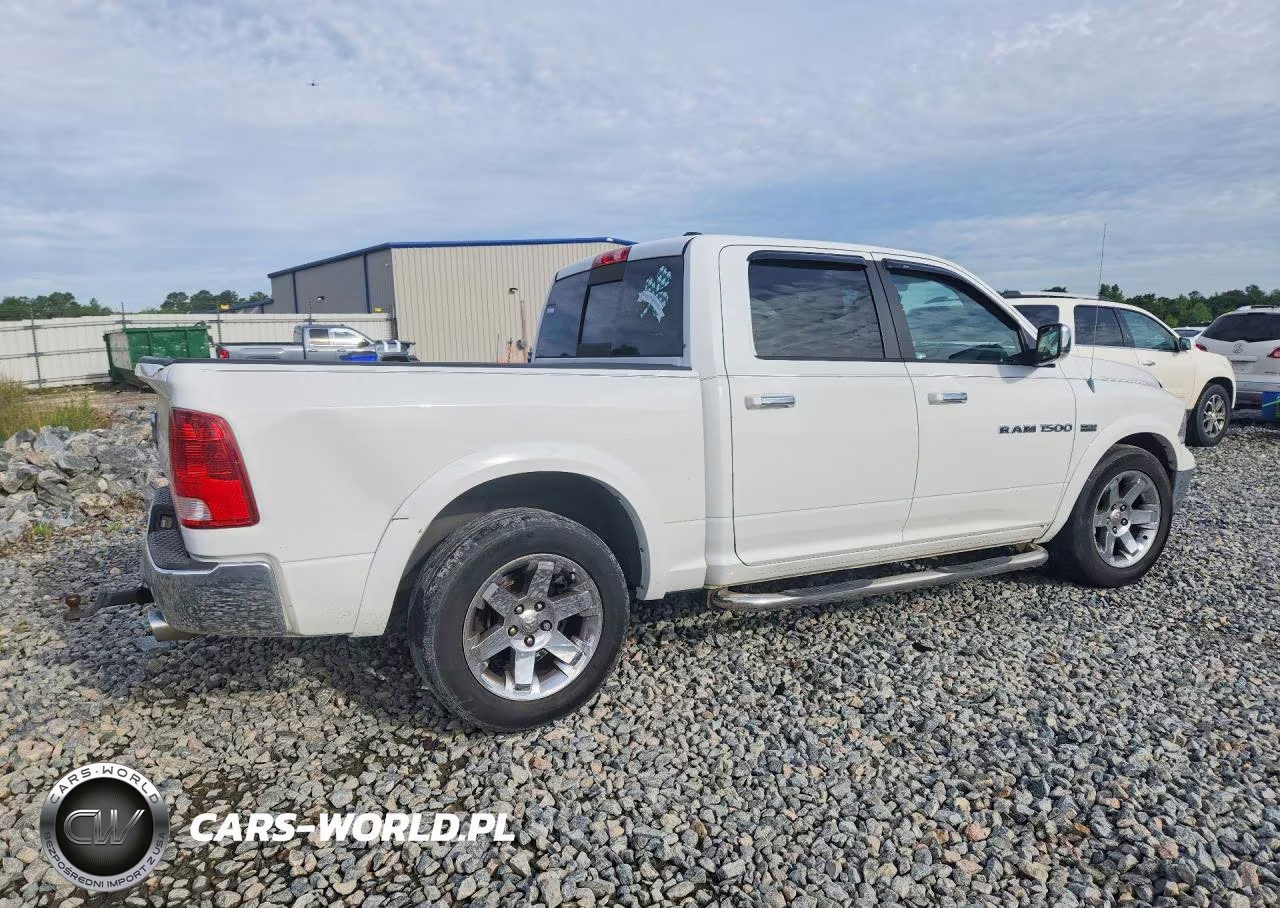 2012 Dodge Ram 1500 Laramie VIN:1C6RD6NT0CS334160 - 3