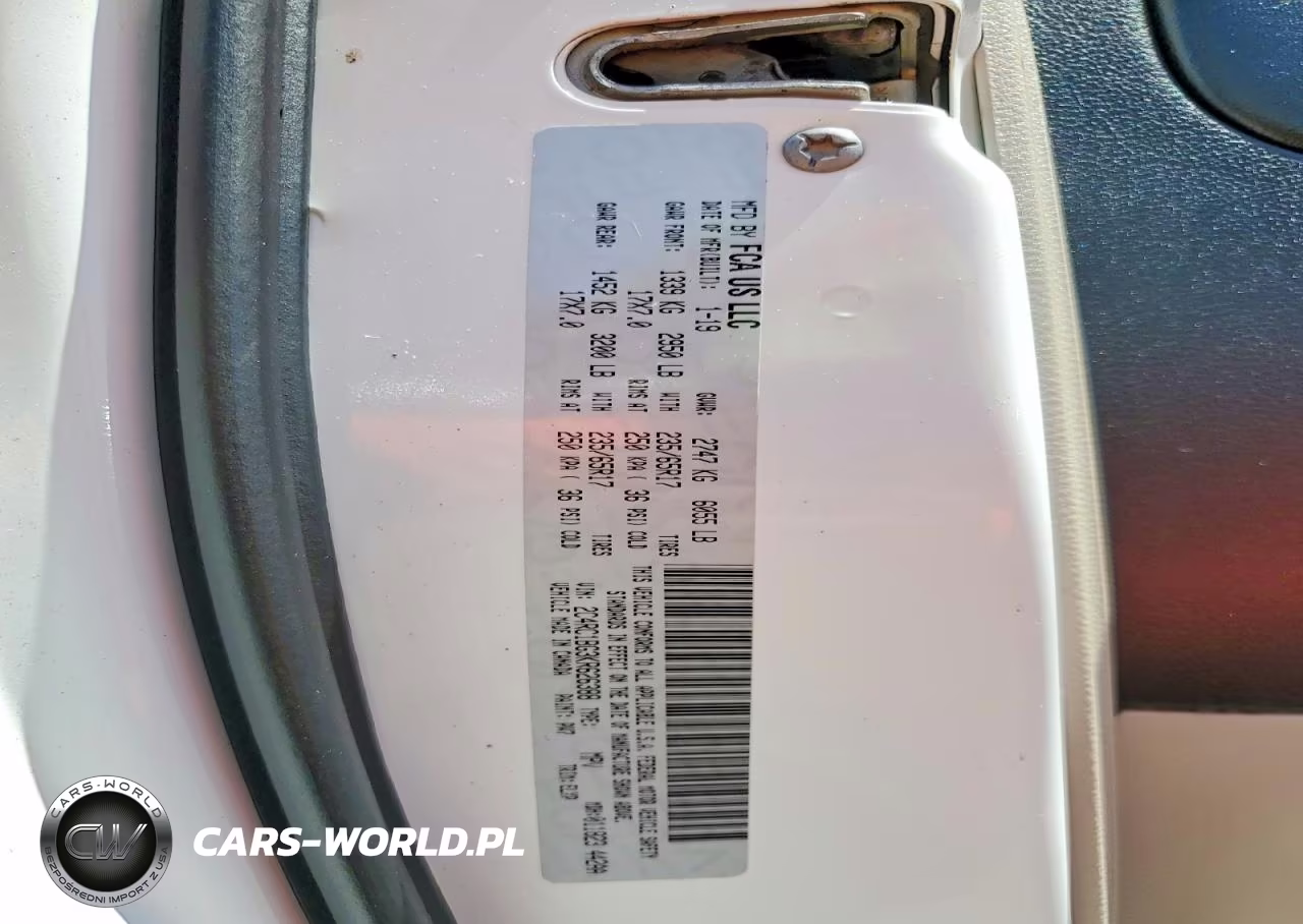 2019 Chrysler Pacifica Touring L VIN:2C4RC1BG3KR626388 - 13