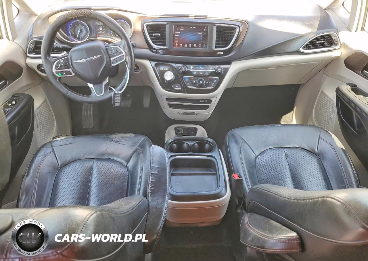 2019 Chrysler Pacifica Touring L VIN:2C4RC1BG3KR626388 - 8