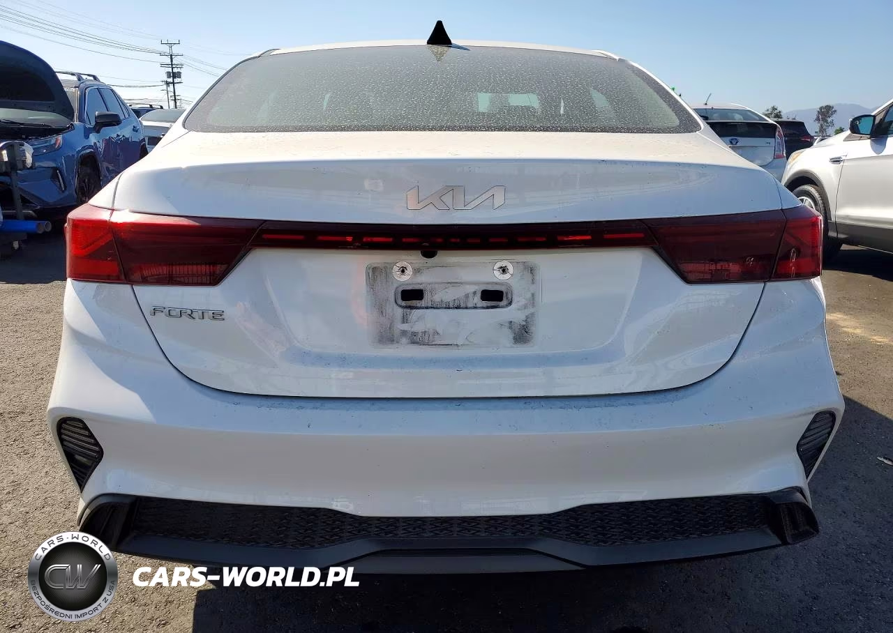 2024 Kia Forte Lxs VIN:3KPF24AD6RE725460 - 6