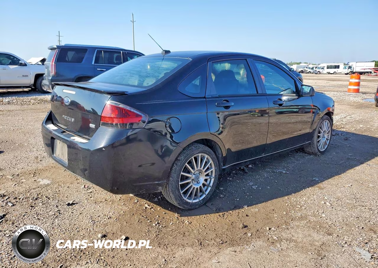 2011 Ford Focus Ses VIN:1FAHP3GN2BW126691 - 3