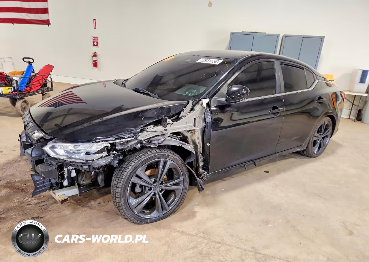 2021 Nissan Sentra Sr – zdjęcie 1 z 12