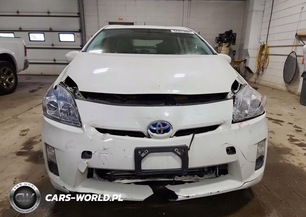2011 Toyota Prius Four VIN:JTDKN3DU7B0318161 - 5