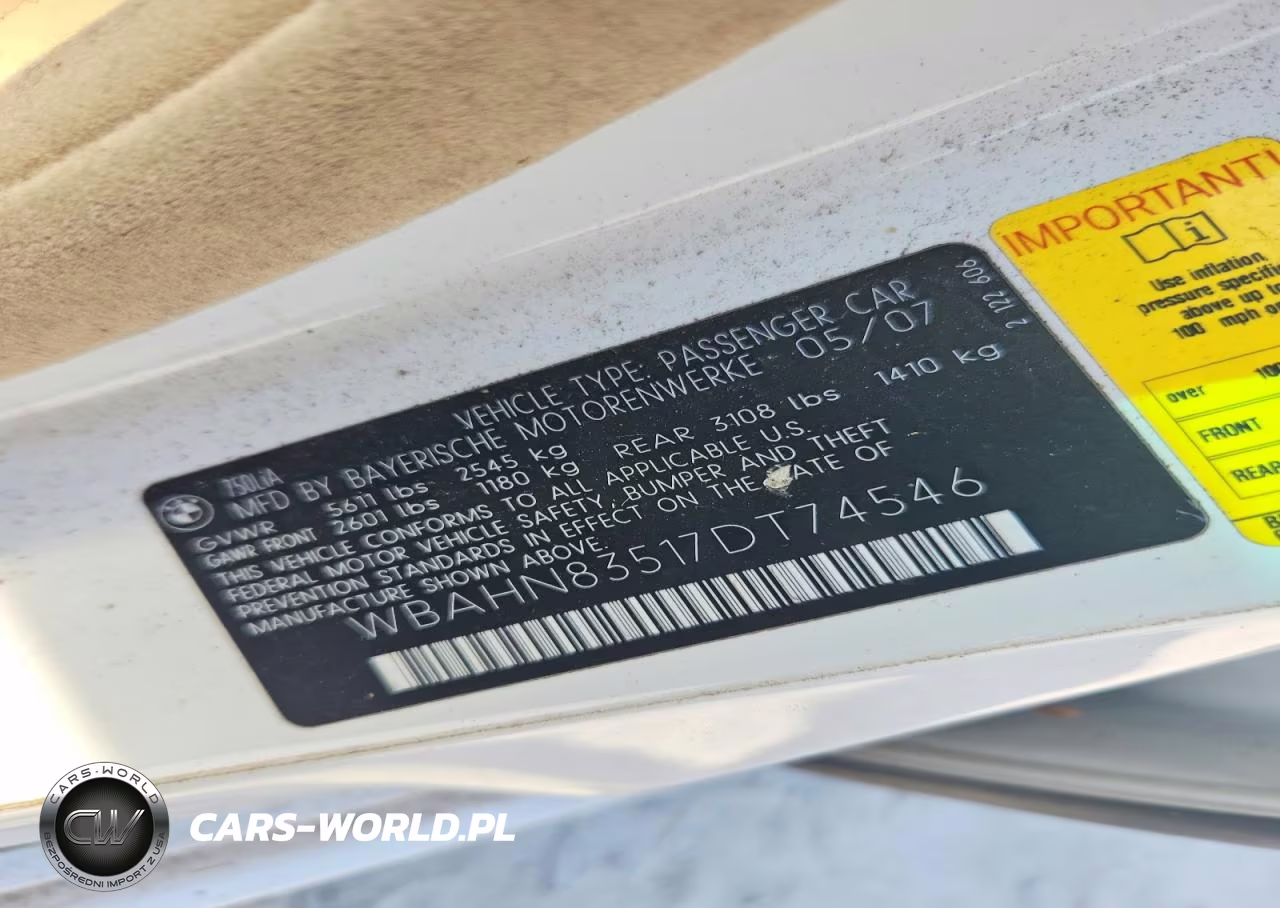 2007 BMW 750 VIN:WBAHN83517DT74546 - 12