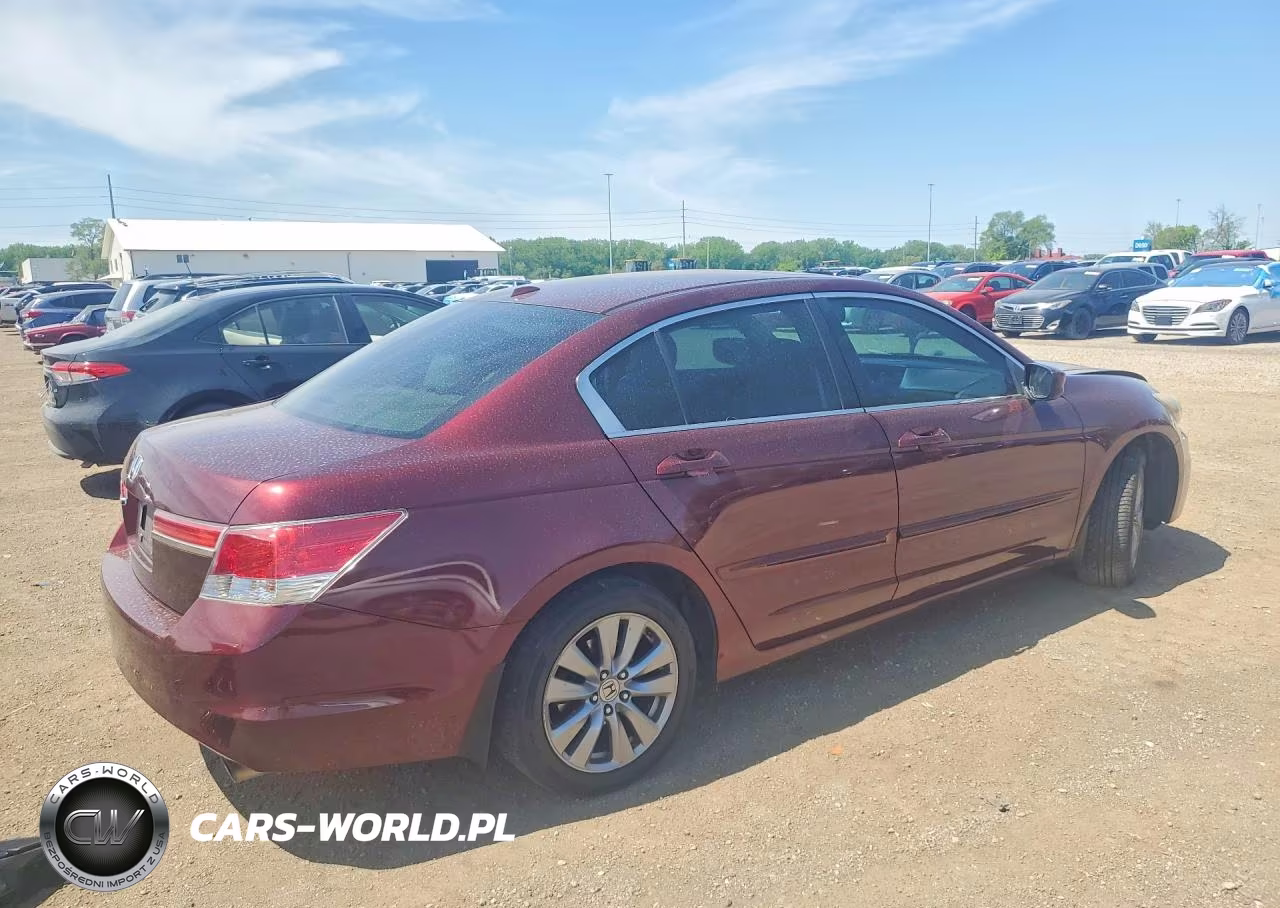 2011 Honda Accord Exl VIN:1HGCP2F89BA127605 - 3