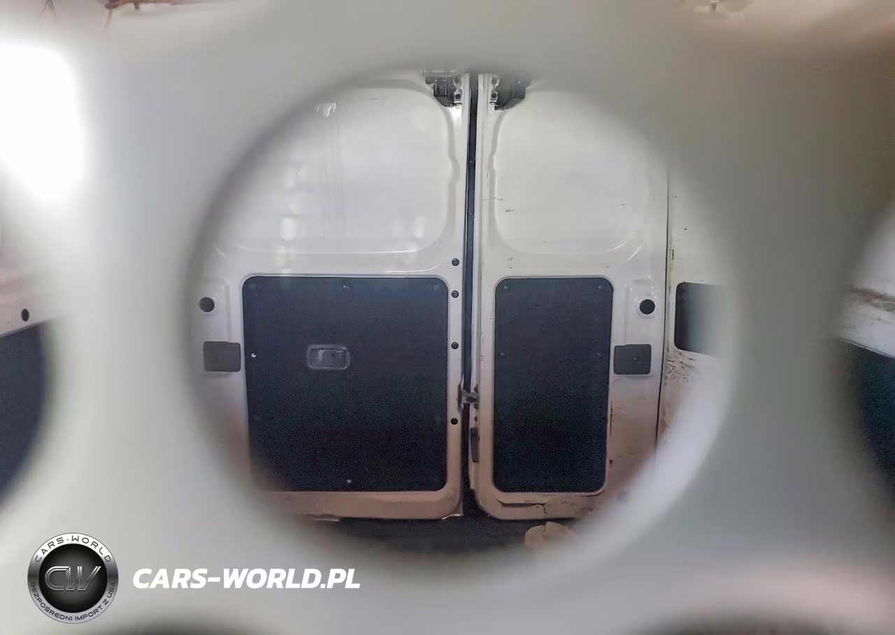 2018 Nissan Nv2000 VIN:3N6CM0KN7JK705329 - 10