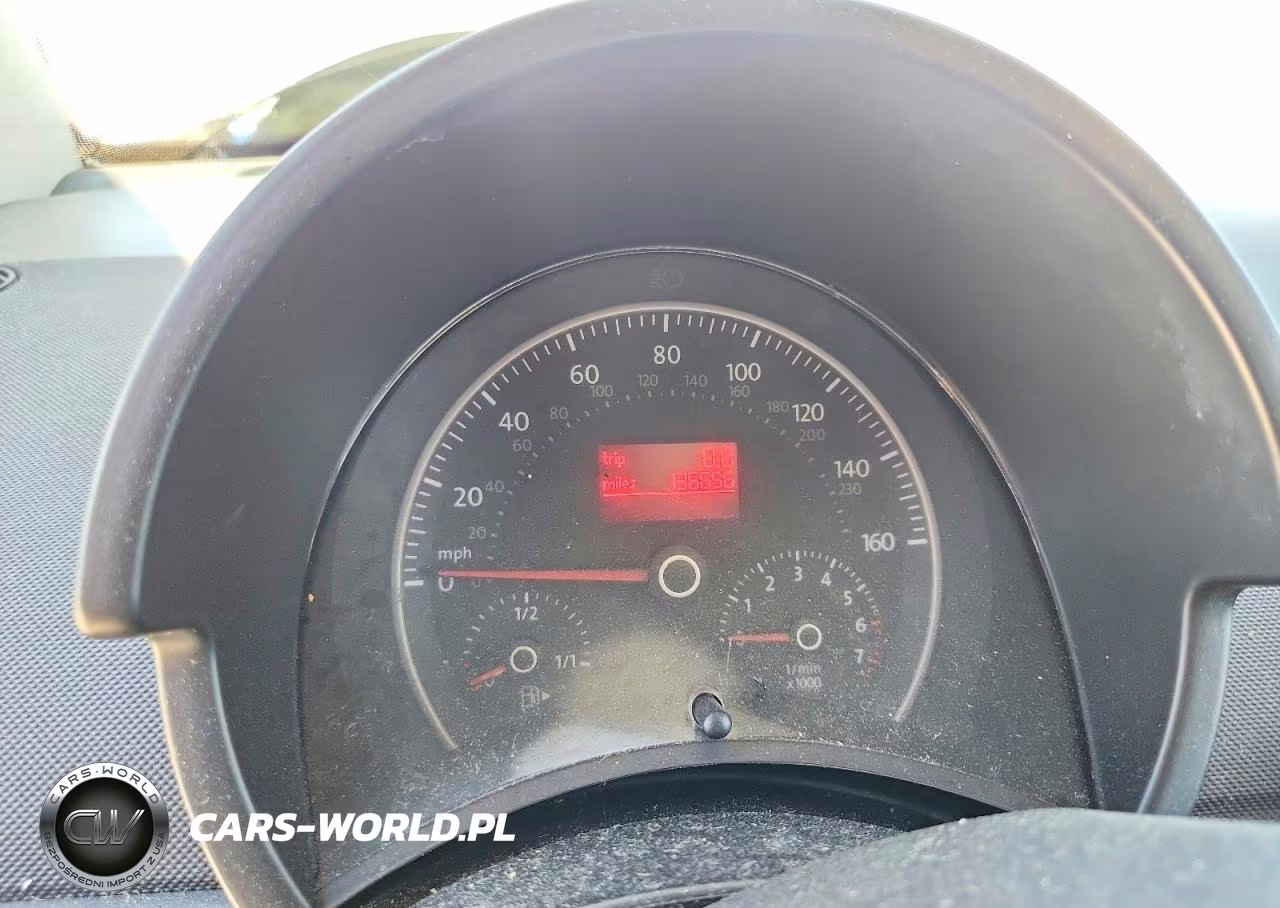 2008 Volkswagen New Beetle S VIN:3VWRG31C18M519609 - 9