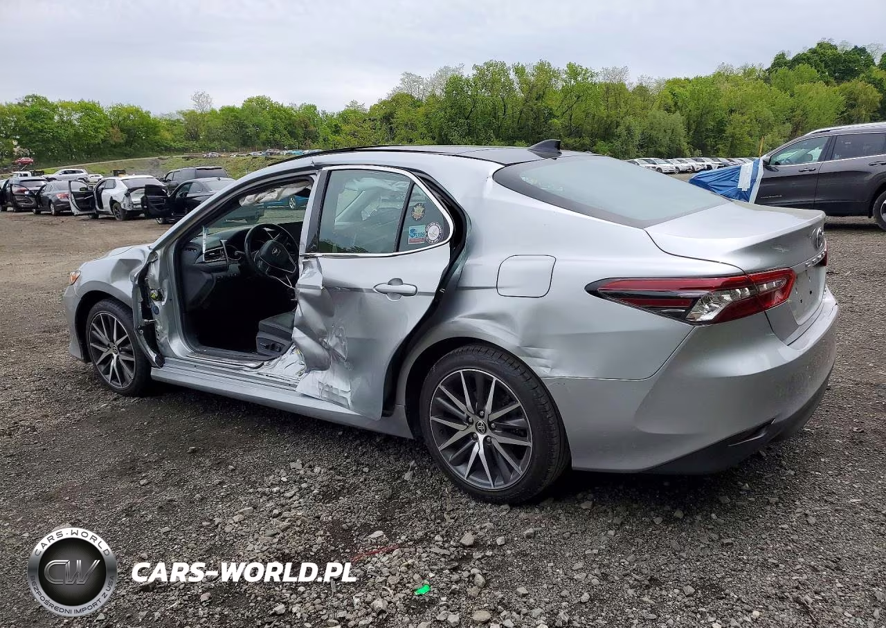 2022 Toyota Camry Xle VIN:4T1F11BK9NU064576 - 2