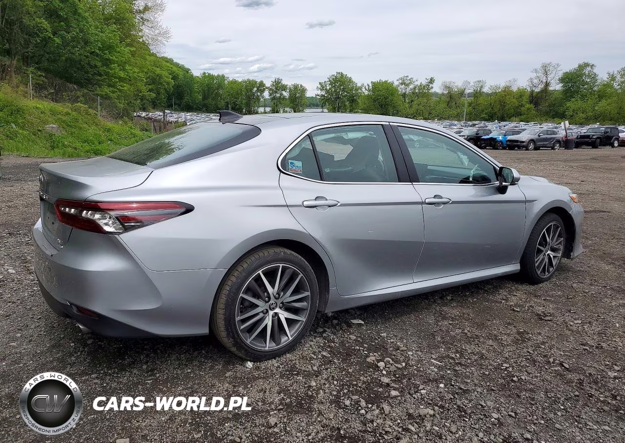 2022 Toyota Camry Xle VIN:4T1F11BK9NU064576 - 3