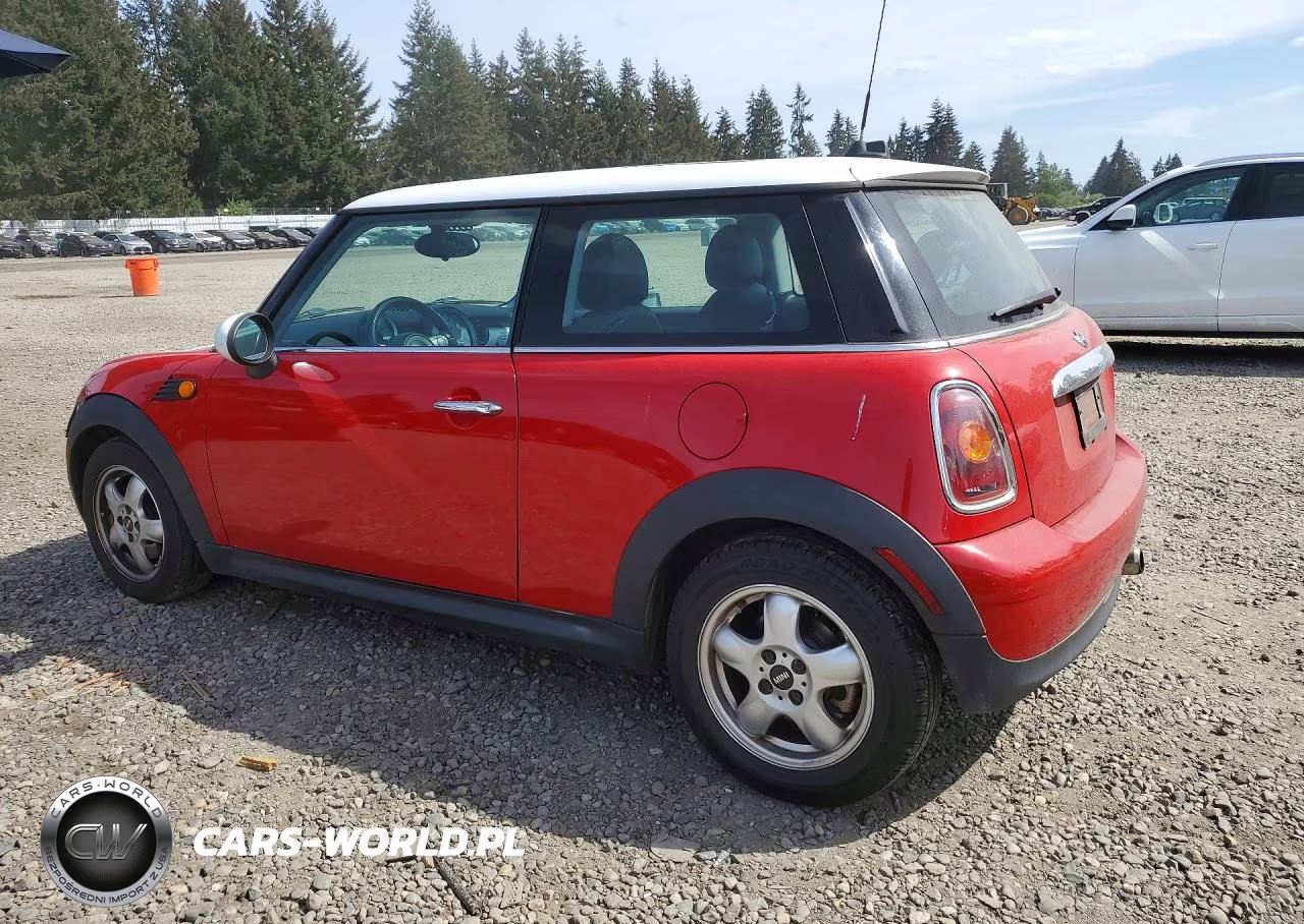2009 Mini Cooper VIN:WMWMF335X9TU70411 - 2