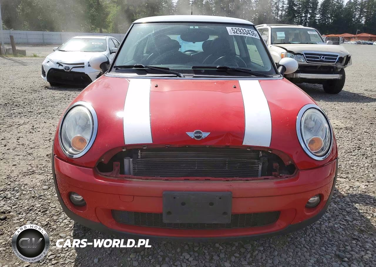2009 Mini Cooper VIN:WMWMF335X9TU70411 - 5