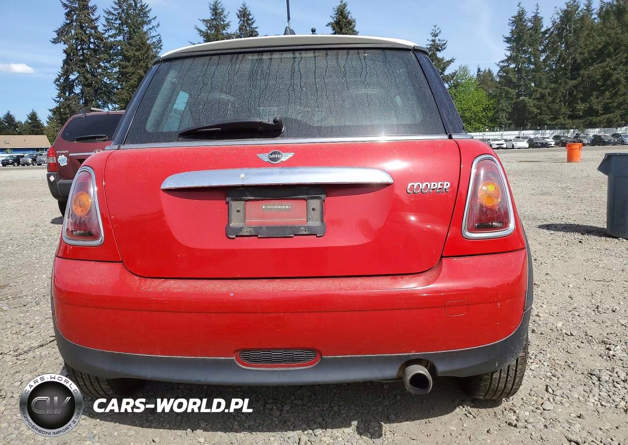 2009 Mini Cooper VIN:WMWMF335X9TU70411 - 6