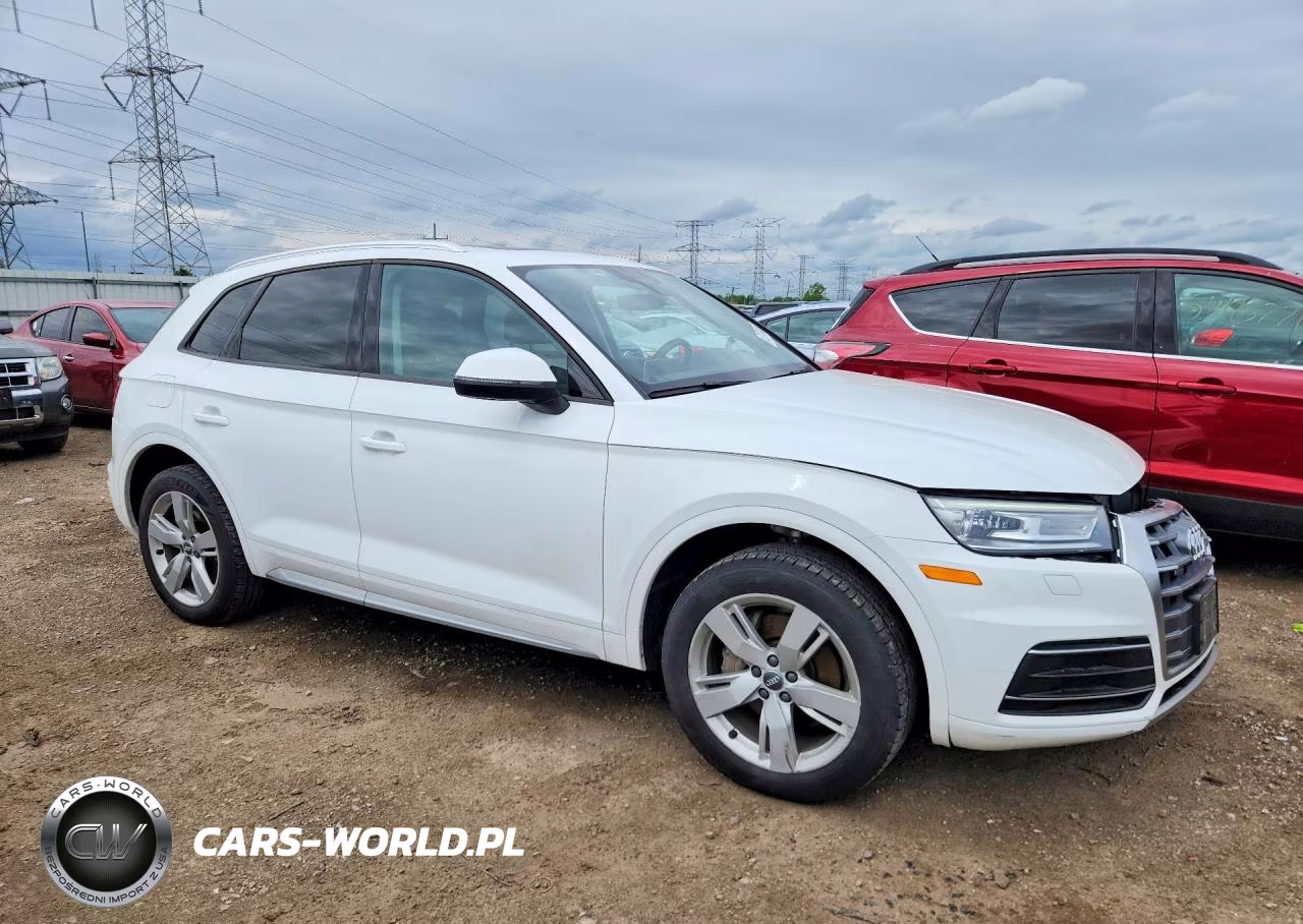 2018 Audi Q5 Premium VIN:WA1ANAFY2J2207756 - 4