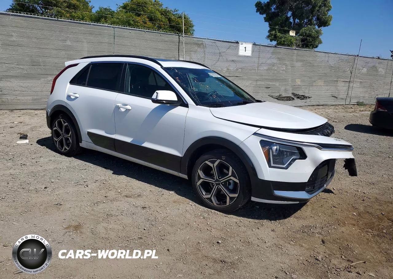 2023 Kia Niro Ex VIN:KNDCR3LE2P5052514 - 4
